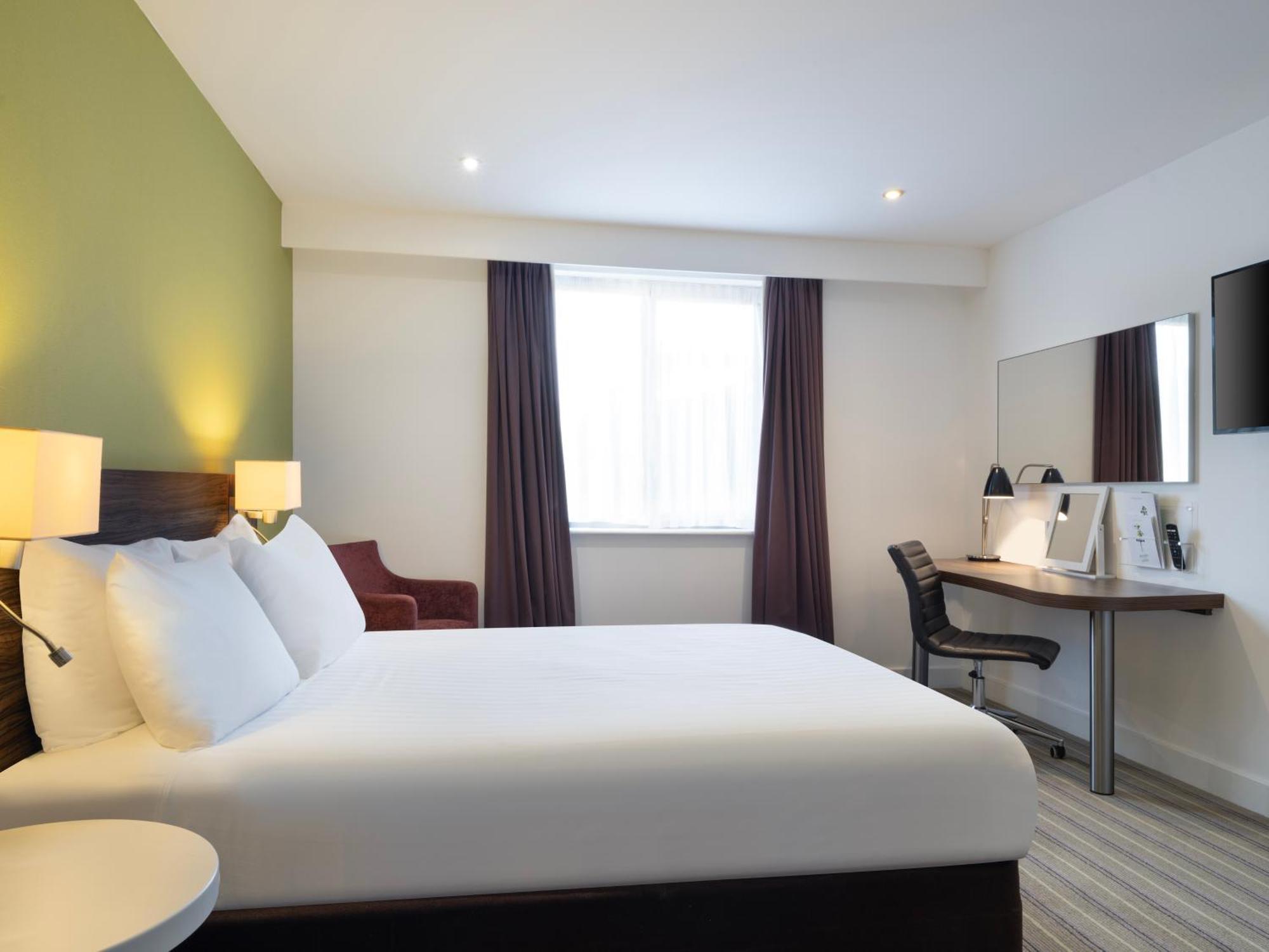 Holiday Inn Huntingdon Racecourse By Ihg Exterior foto